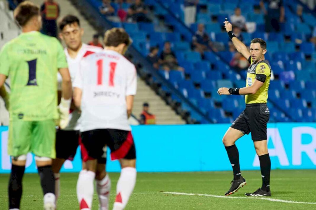 independiente-rivadavia-vs.-river,-en-vivo:-el-minuto-a-minuto-del-partido