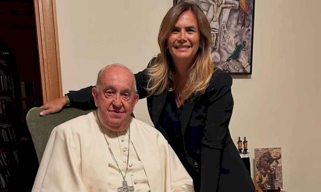 el-especial-pedido-de-amalia-granata-al-papa-francisco-tras-su-emotiva-visita-al-vaticano